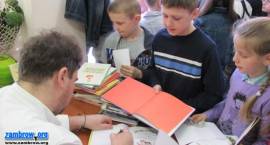 Spotkanie z Grzegorzem Kasdepke w Bibliotece w Szumowie