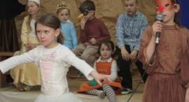 Grupa Paprotki z Paproci Dużej wystąpiła ostatniego dnia Potyczek Teatralnych
