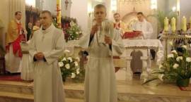 Liturgia Wielkosobotnia w kościele pw. Trójcy Przenajświętszej w Zambrowie /Fot....