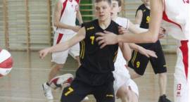 Mecze półfinałowe grupy B Ogólnopolskiej Olimpiady Młodzieży chłopców rocznik 96/97...