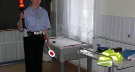 Pokaz wyposażenia policjanta ruchu drogowego /Fot. Grzegorz Zawistowski