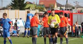 Olimpia Zambrów pokonała w meczu derbowym ŁKS Łomża 2:0