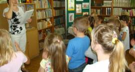 Przygoda przedszkolaków w bibliotece SP5