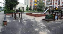 Plac zabaw na osiedlu Raginisa