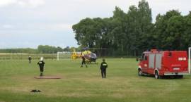 70-letni kierowca Fiata CC staranował betonowy płot i rozbił się na ścianie domu w...