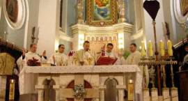 Liturgia Wielkoczwartkowa w kościele pw. Trójcy Przenajświętszej w Zambrowie /Fot....