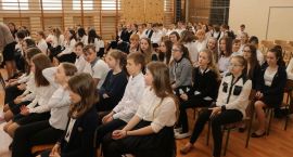 Uczniowie „Piątki” uczcili patrona szkoły