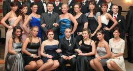 Studniówka 2012 Zespołu Szkół nr 1 w Zambrowie /Foto Piotrowscy