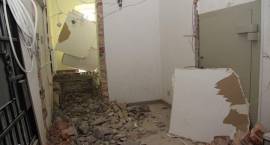 Remontują zabytkowy budynek