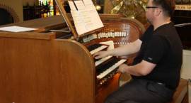 Koncert organowy Roberta Kuleszy w Zambrowie