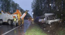 Akcja wydobycia TIR-ów z rowu po wypadku w dn. 05.05.2010 r. w okolicach m. Żabikowo -...