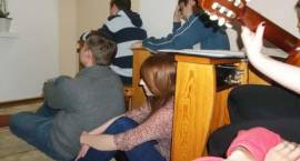 Spotkania młodzieży oazowej i dzieci z Eucharystycznego Ruchu Młodych w czasie...
