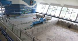 Trwa remont na miejskim basenie