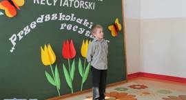 Maluchy walczyły w konkursie recytatorskim w Osowcu