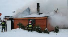 Pożar drewnianego budynku mieszkalnego w Sędziwujach w dn. 15.02.2010 r.