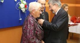 Uroczystość nadania medali Prezydenta RP za długoletnie pożycie małżeńskie dwudziestu...