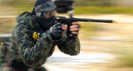 Rozgrywki Paintball organizowane przez firmę Pluton z Zambrowa /Fot. Andrzej Tymiński...