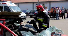 Ćwiczenia ratownicz-gaśnicze przy sklepie LIDL i stacji paliw Orlen w Zambrowie w dn....