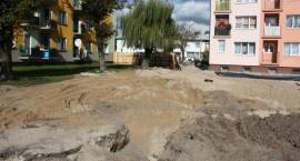 Budowa parkingów na podwórku bloków przy ul. Konopnickiej i Podedwornego