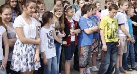 Otwarcie trzeciego w Zambrowie kompleksu boisk sportowych Orlik 2012. Inwestycja...