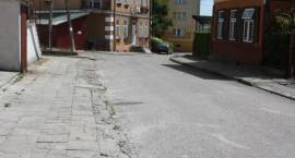 Ulica Mickiewicza w centrum Zambrowa przed remontem