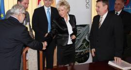 Podpisanie w dn. 9.11.2009 r. umowy na budowę obwodnicy Zambrowa