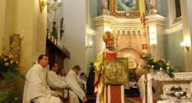 Liturgia w czasie Wielkiej Soboty w kościele pw. Trójcy Przenajświętszej /Fot. Jarosław...