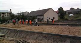 Budowa placu utwardzonego w Kołakach Kościelnych. Stan prac na dn. 8.10.2009 r.