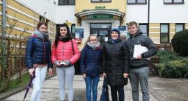 Wolontariusze z ZSA dziękują za udział w kampanii społecznej