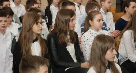 Uczniowie „Piątki” uczcili patrona szkoły