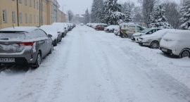 Ostrzeżenie: bardzo trudne warunki na drogach