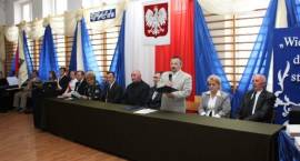 Uroczysta akademia rozdania świadectw absolwentom I Liceum Ogólnokształcącego w Zambrowie