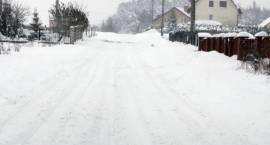 Droga gminna w Długoborzu (zarządca: Urząd Gminy Zambrów), stan na: 18.12.2012 r. godz....