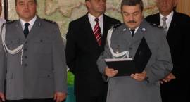 Komendant Powiatowy Krzysztof Radomski i zaproszeni goście /Fot. Grzegorz Zawistowski