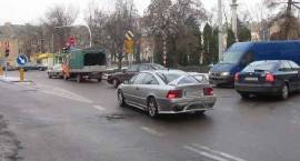 Wyjazd z ul. Kościuszki, Wodnej i wjazd oraz wyjazd z parkingu - powodują konieczność...