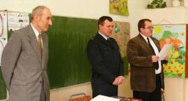 Gminne eliminacje Turnieju Wiedzy Pożarniczej - Młodzież zapobiega pożarom /Fot. AM