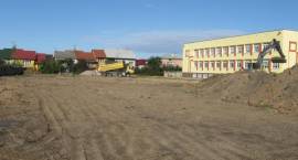 Budowa kompleksu sportowego Moje Boisko Orlik 2012 przy Szkole Podstawowej nr 4. Stan...