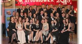 Studniówka ZS1 2015. Zdjęcia grupowe