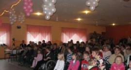 Impreza mikołajkowa podopiecznych zambrowskiej Szansy, 07.12.2008 / Fot. Anna Kulesza,...