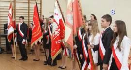 Społeczność Szkoły Podstawowej nr 3  w Zambrowie obchodziła święto patrona szkoły