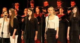 Koncert pt. Śpiewnik Papieski. Centrum Kultury. Zambrów, 03.04.2012 r.