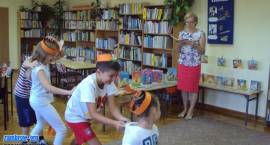 Uczniowie „Czwórki” z wizytą w bibliotece