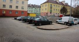 Coraz więcej miejsc parkingowych