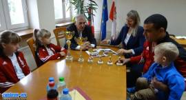 Burmistrz nagrodził młodych zawodników ZKKK