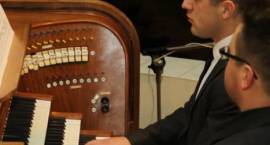 III koncert w ramach IV Zambrowskiego Festiwalu Organowego w parafii pw. Ducha Św. w...