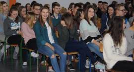 „2016 – Rok Henryka Sienkiewicza” - apel w ZS1