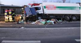Skutki makabrycznego wypadku na drodze 66 w Woli Zambrowskiej, gmina Zambrów, w dn....