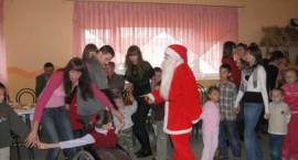 Impreza mikołajkowa podopiecznych zambrowskiej Szansy, 07.12.2008 / Fot. Anna Kulesza,...
