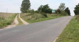 4. Około 50 metrów za ostatnim budynkiem w miejscowości Poryte Jabłoń skręcamy w lewo w...