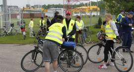 Cykliści z Zambrowa udali się w pierwsza wycieczkę rowerową do Czerwonego Boru w ramach...